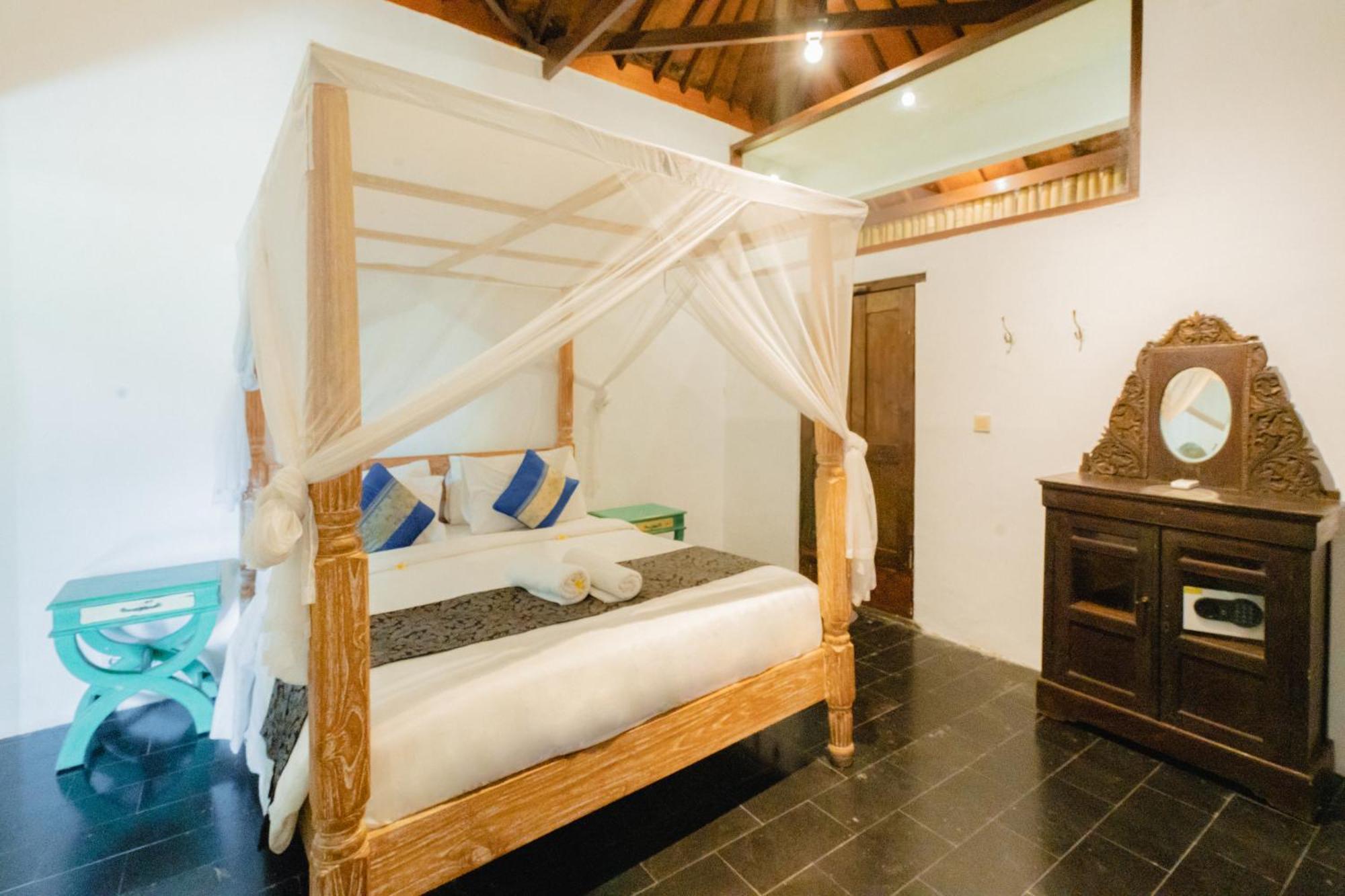 Villa Etnik Seminyak Exterior foto