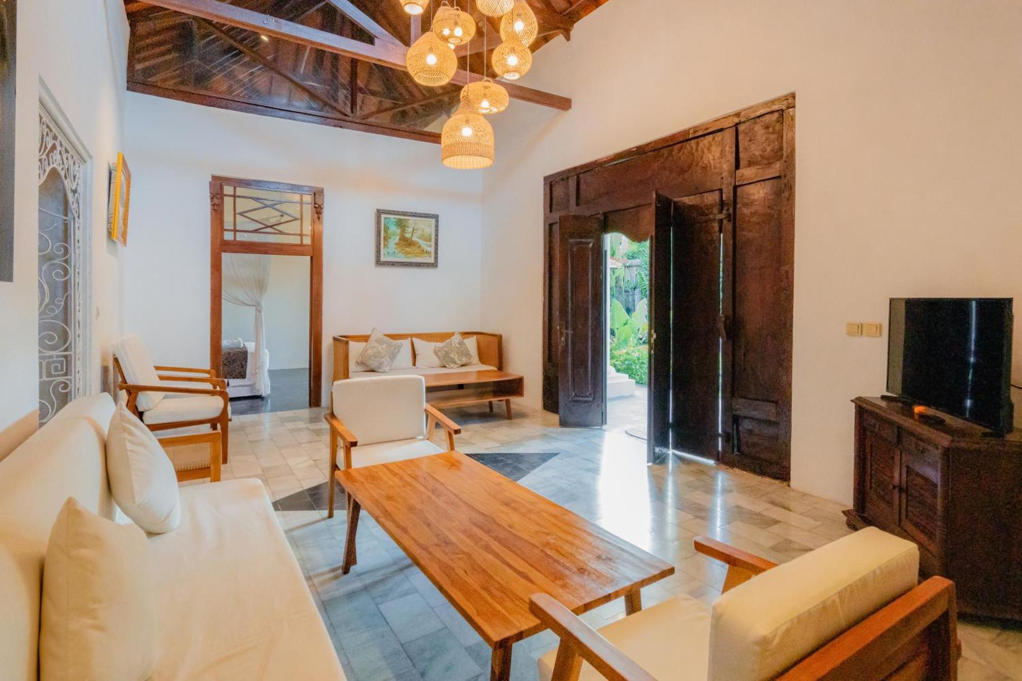 Villa Etnik Seminyak Exterior foto